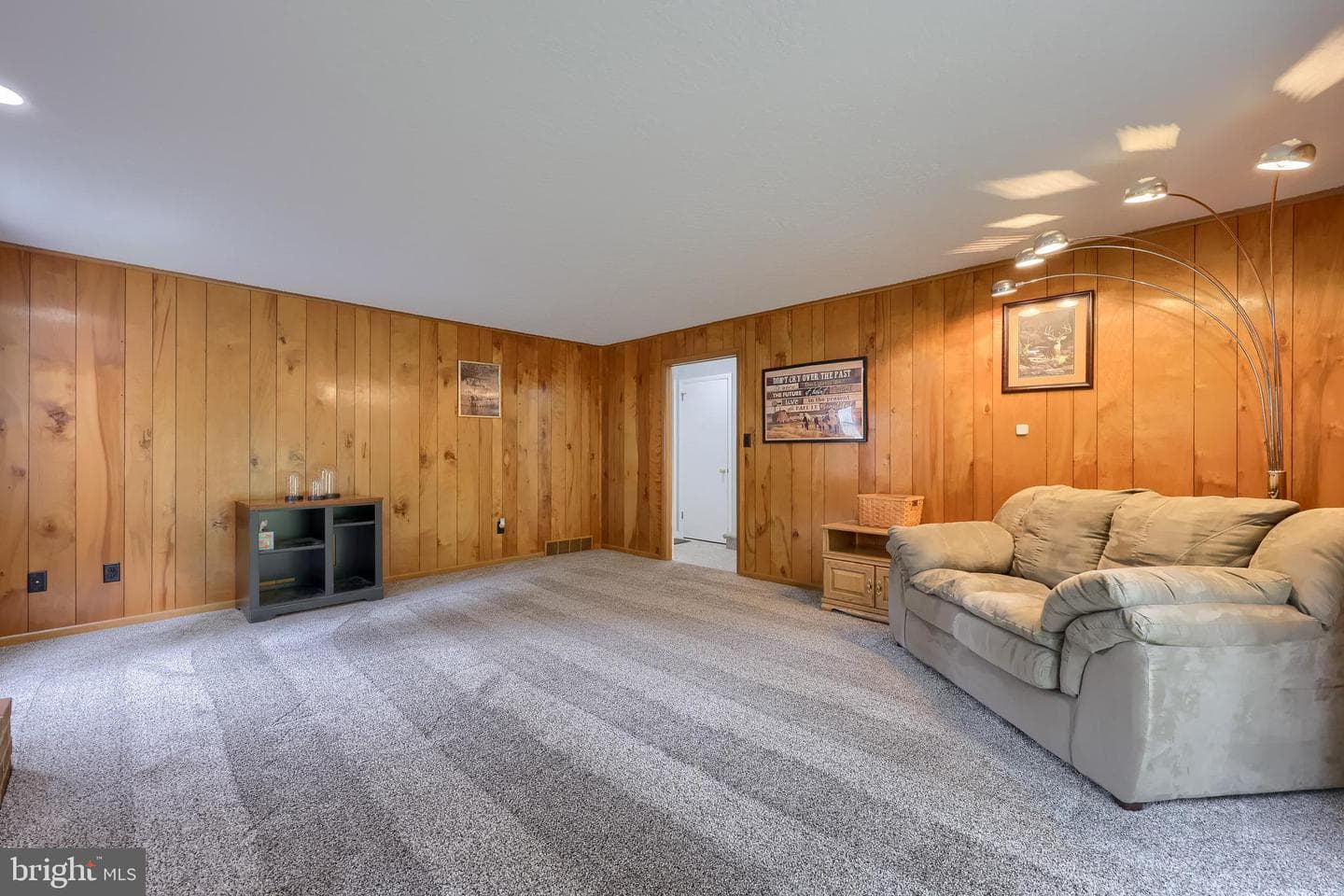 109 Lyle Circle photo 37