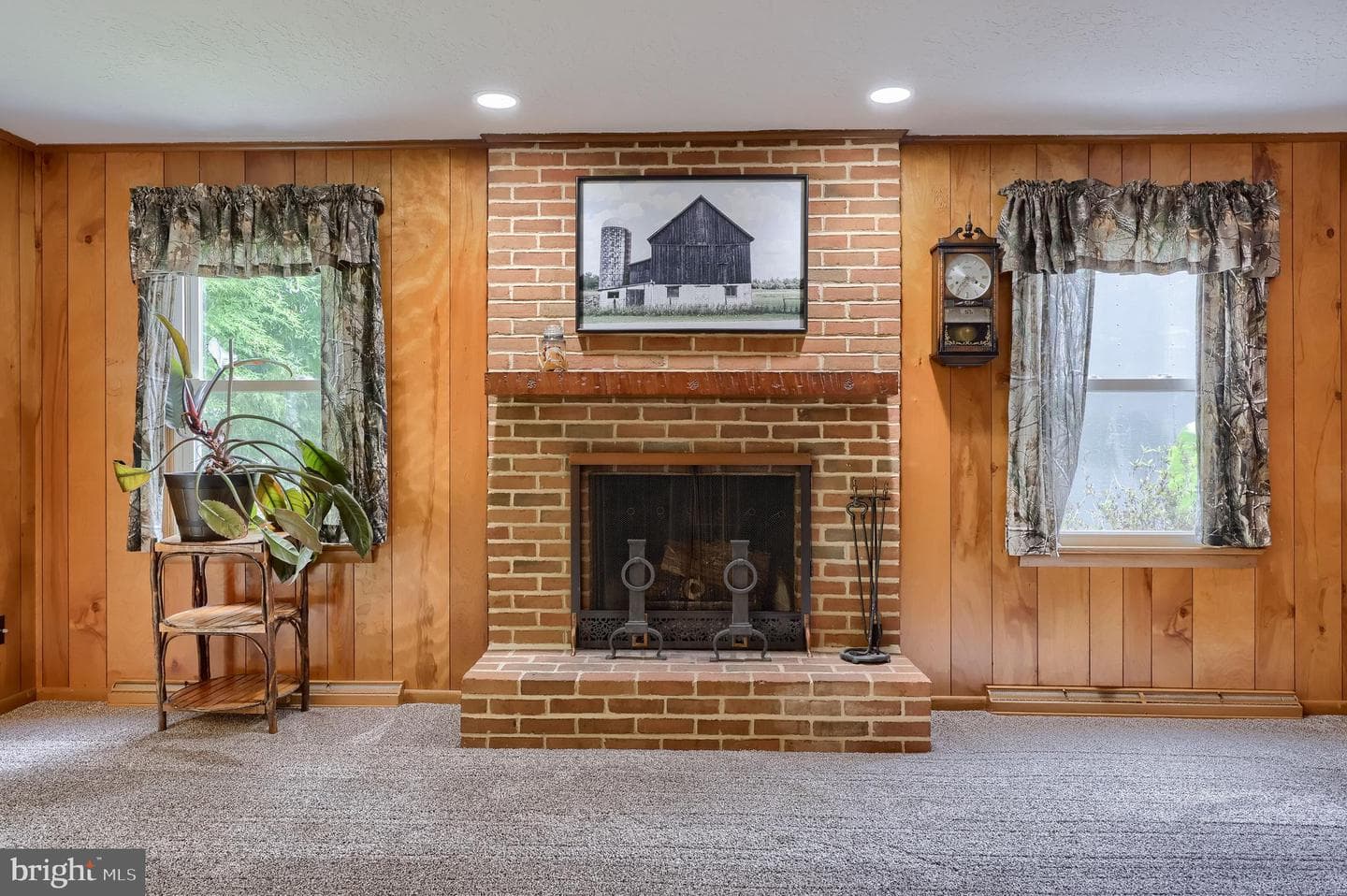 109 Lyle Circle photo 39