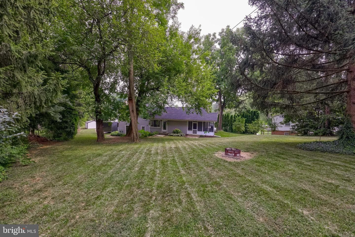 109 Lyle Circle photo 47