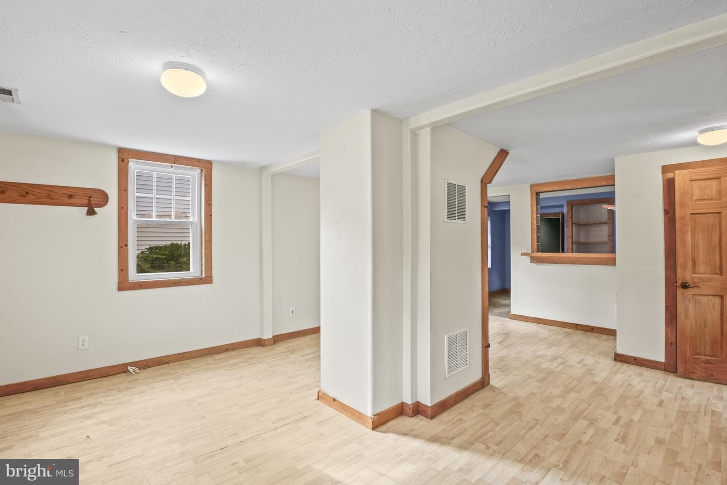 204 Parke Street photo 8