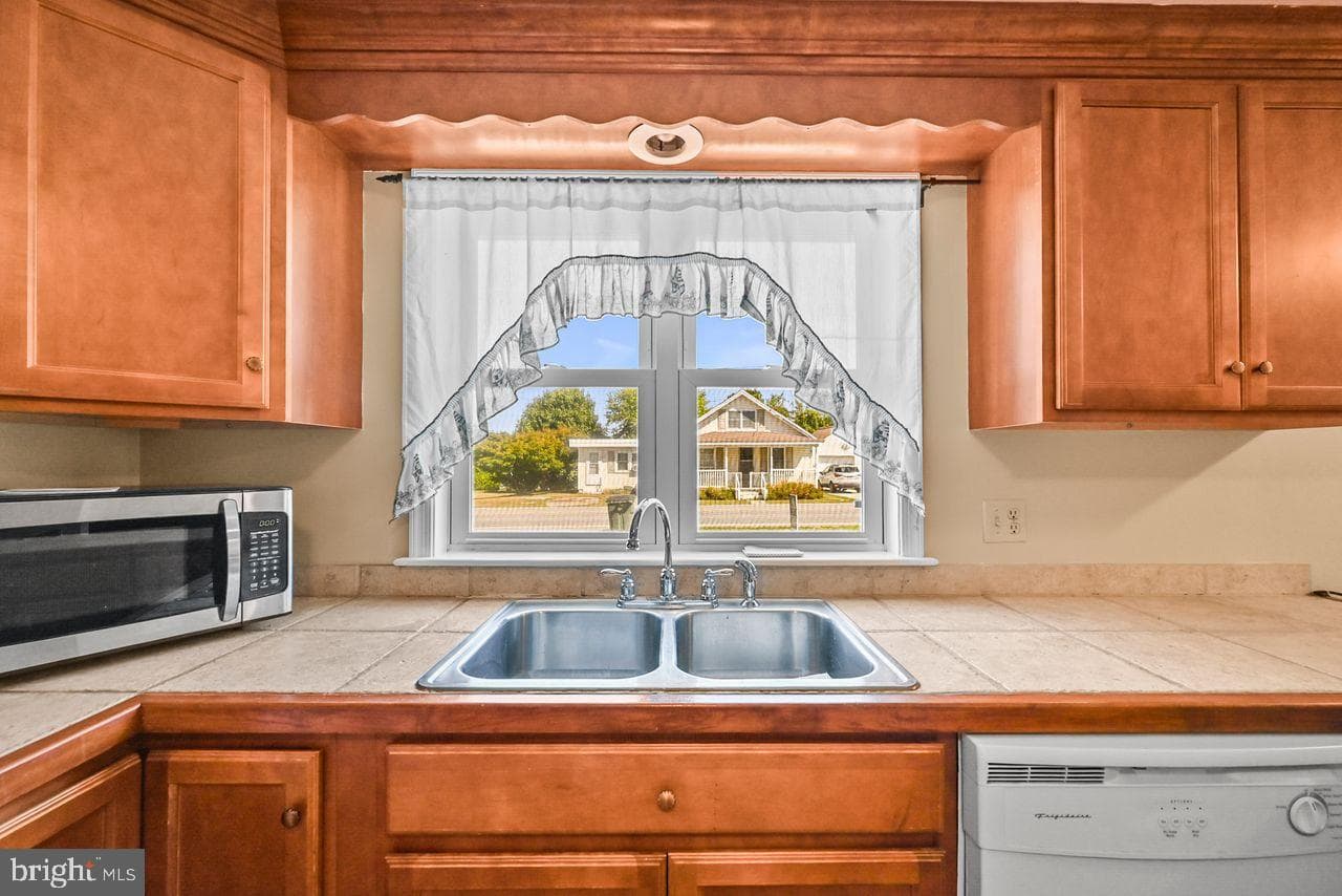 400 Fairview Drive photo 15
