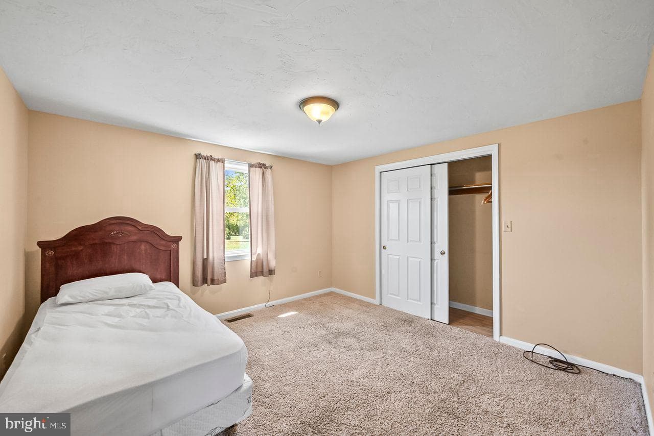 400 Fairview Drive photo 18