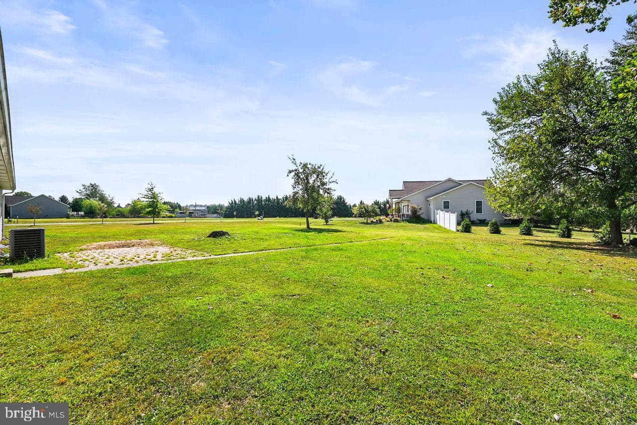 400 Fairview Drive photo 2