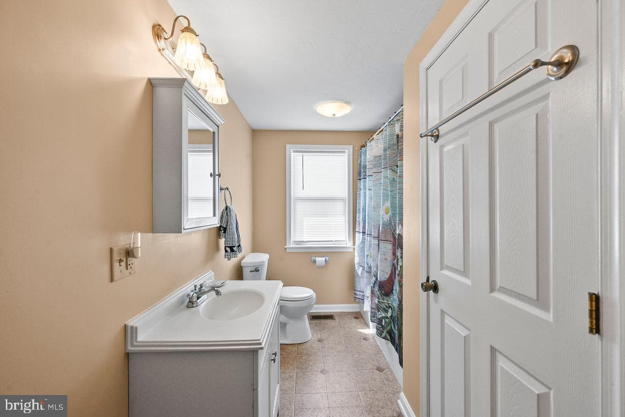 400 Fairview Drive photo 23
