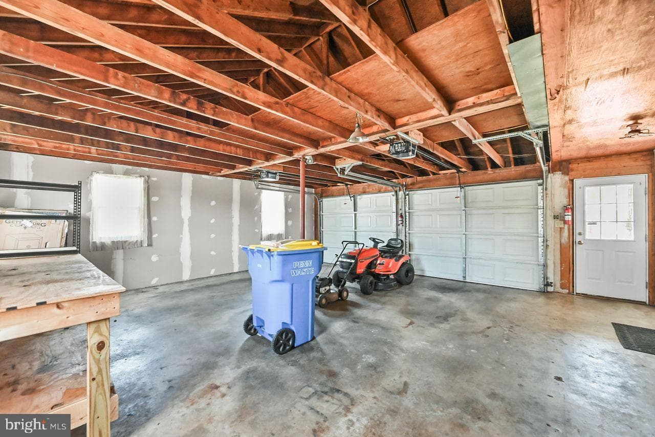 400 Fairview Drive photo 24