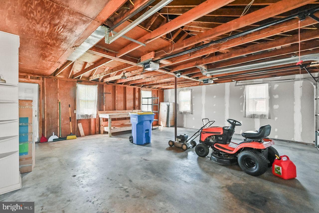 400 Fairview Drive photo 25