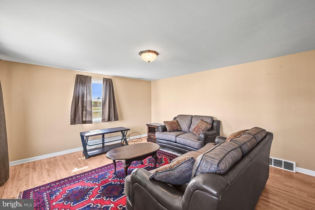 400 Fairview Drive photo 8