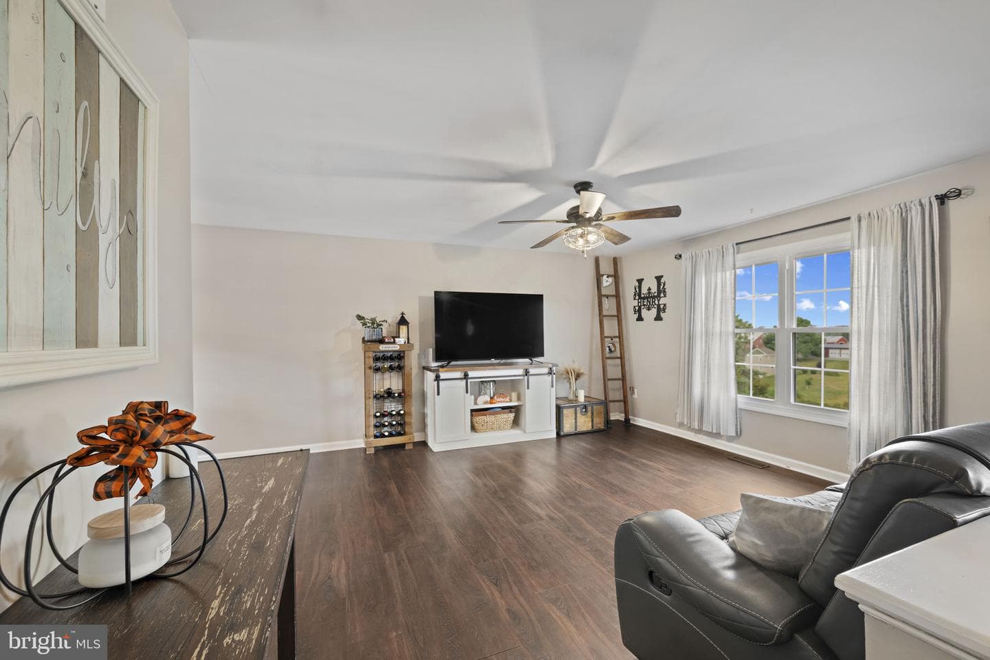 420 Shorbs Hill Road photo 3
