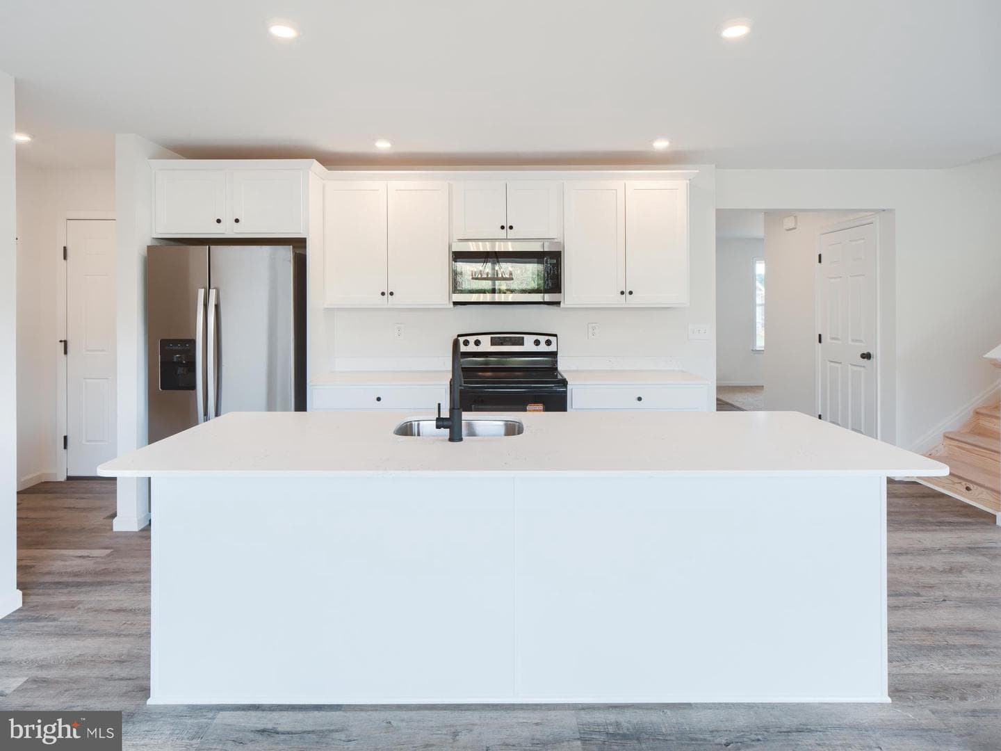 309 Boxwood Drive, Windsor