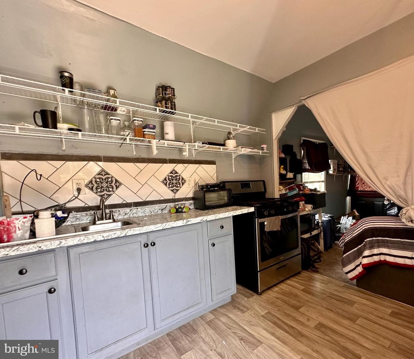 32 N York Street photo 33