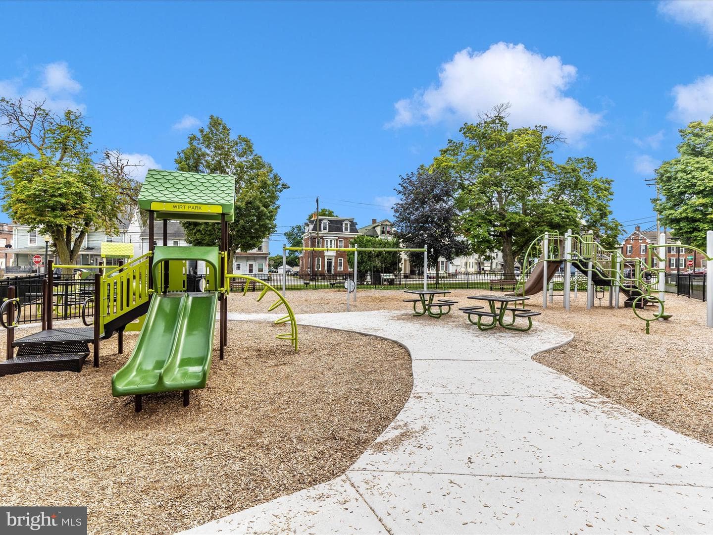 254 Princess Street photo 34