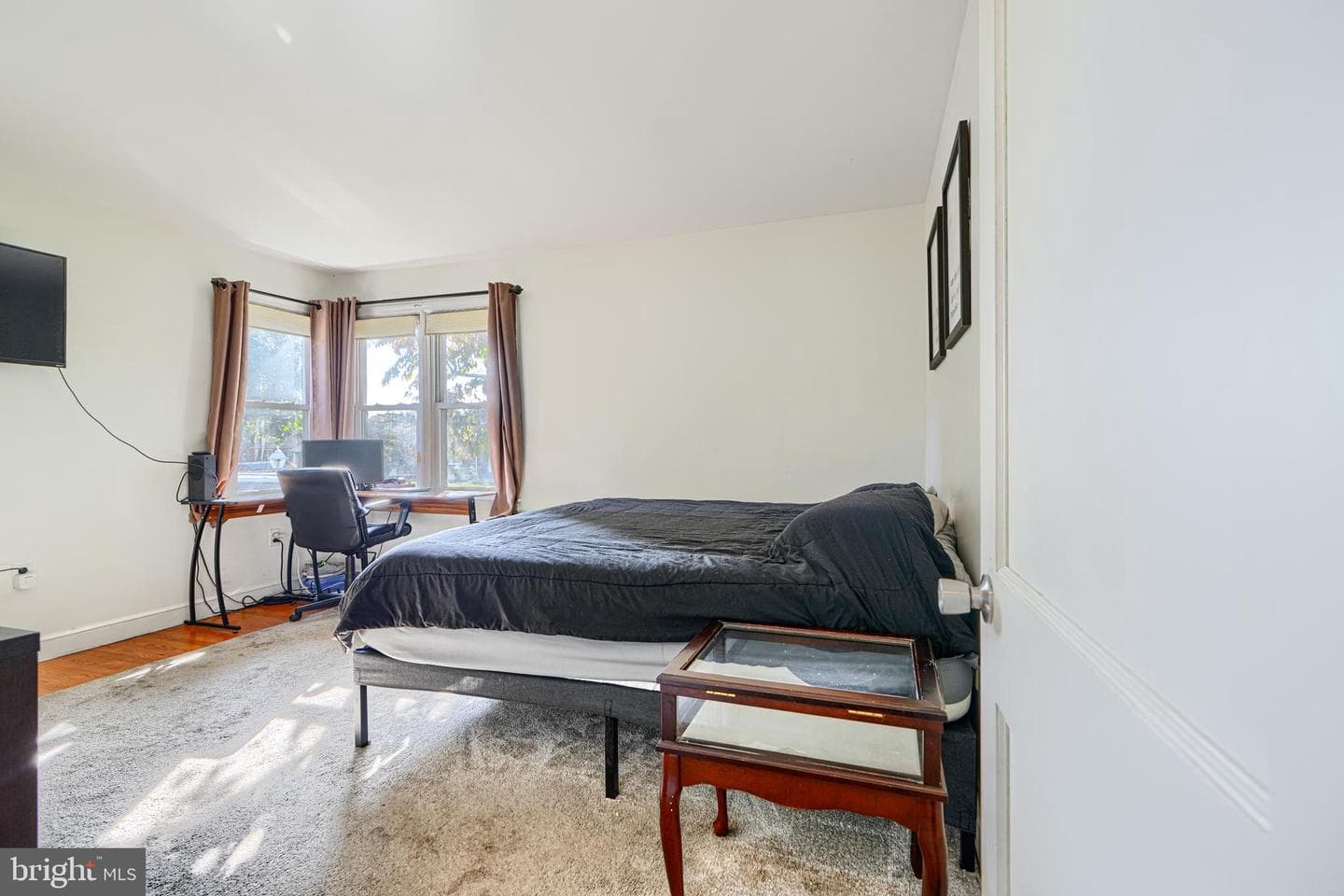 741 S Russell Street photo 21