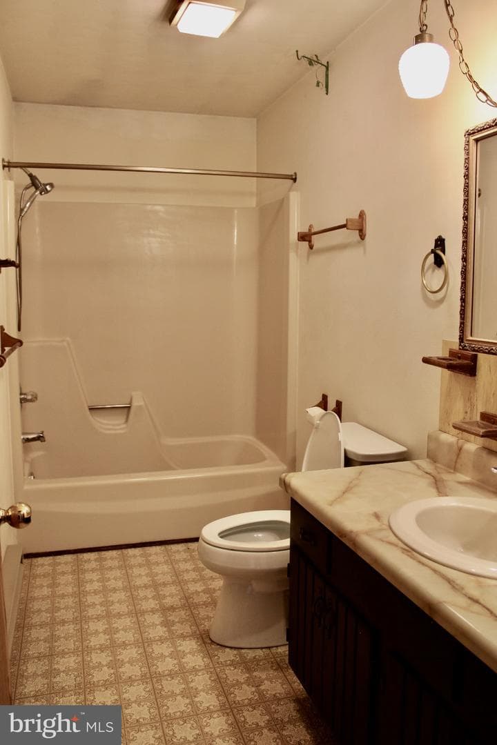 42 Highview Drive photo 11