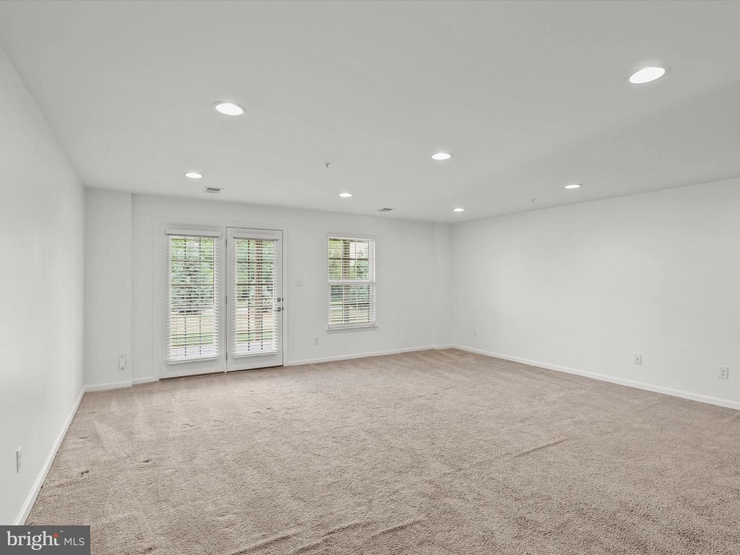 1215 Rannoch Lane photo 31