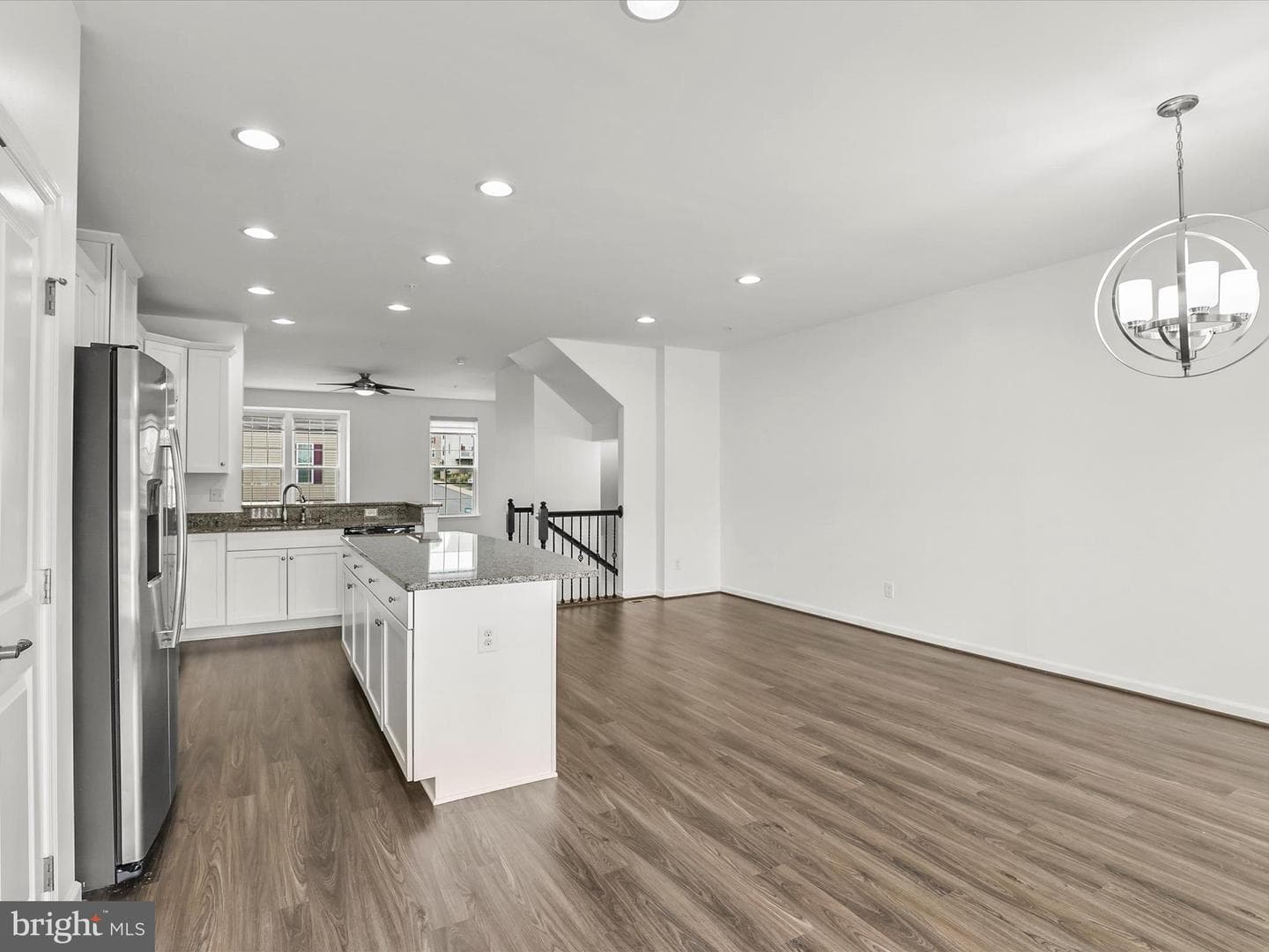 1215 Rannoch Lane photo 5