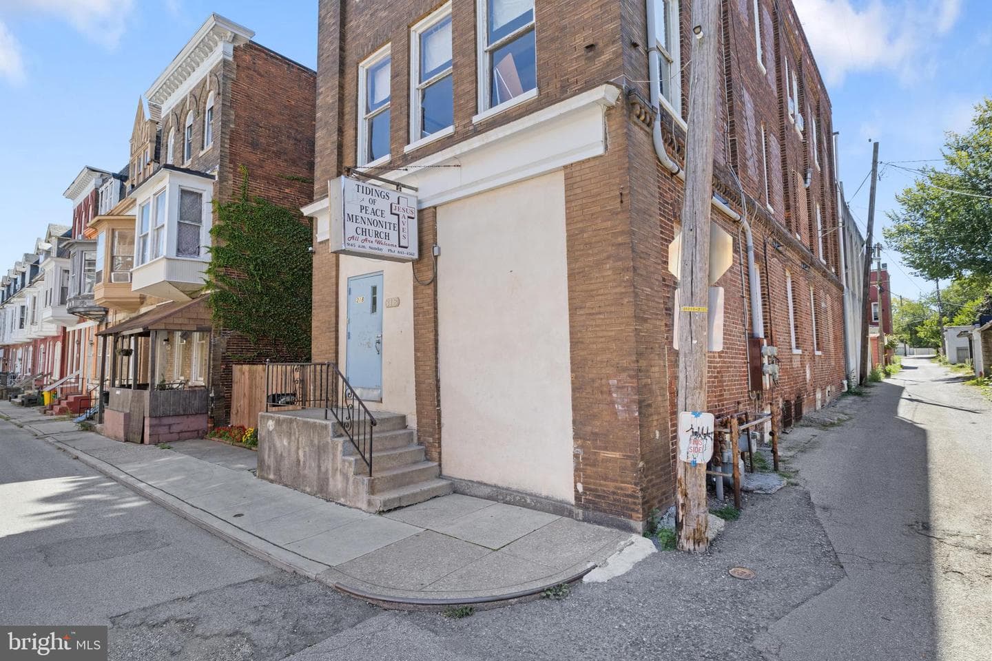 318 E Poplar Street photo 3