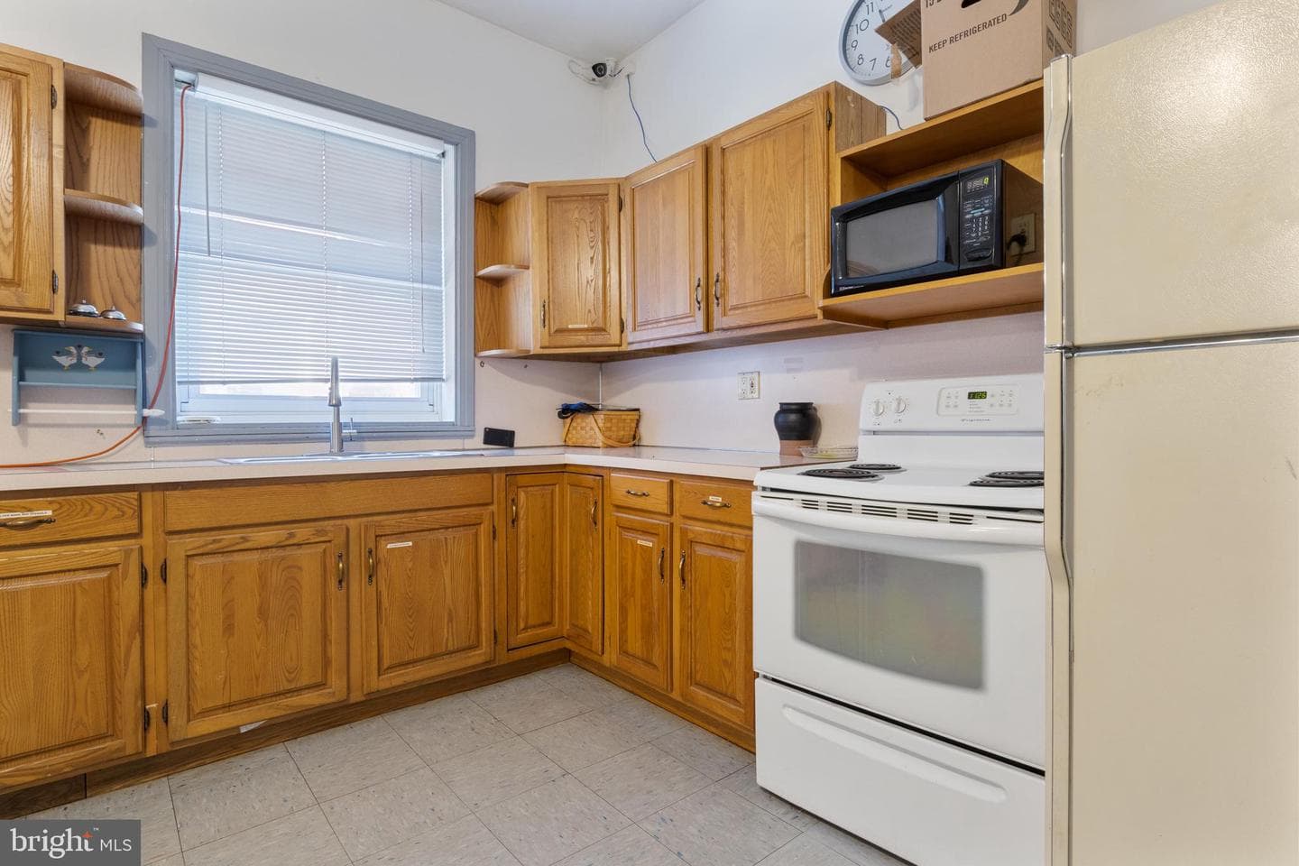 318 E Poplar Street photo 8