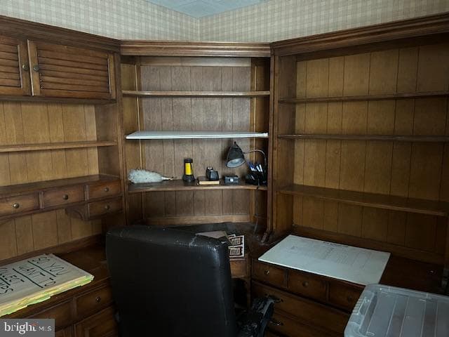 58 E Railroad Street photo 20