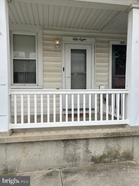 58 E Railroad Street photo 3