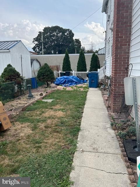 58 E Railroad Street photo 6