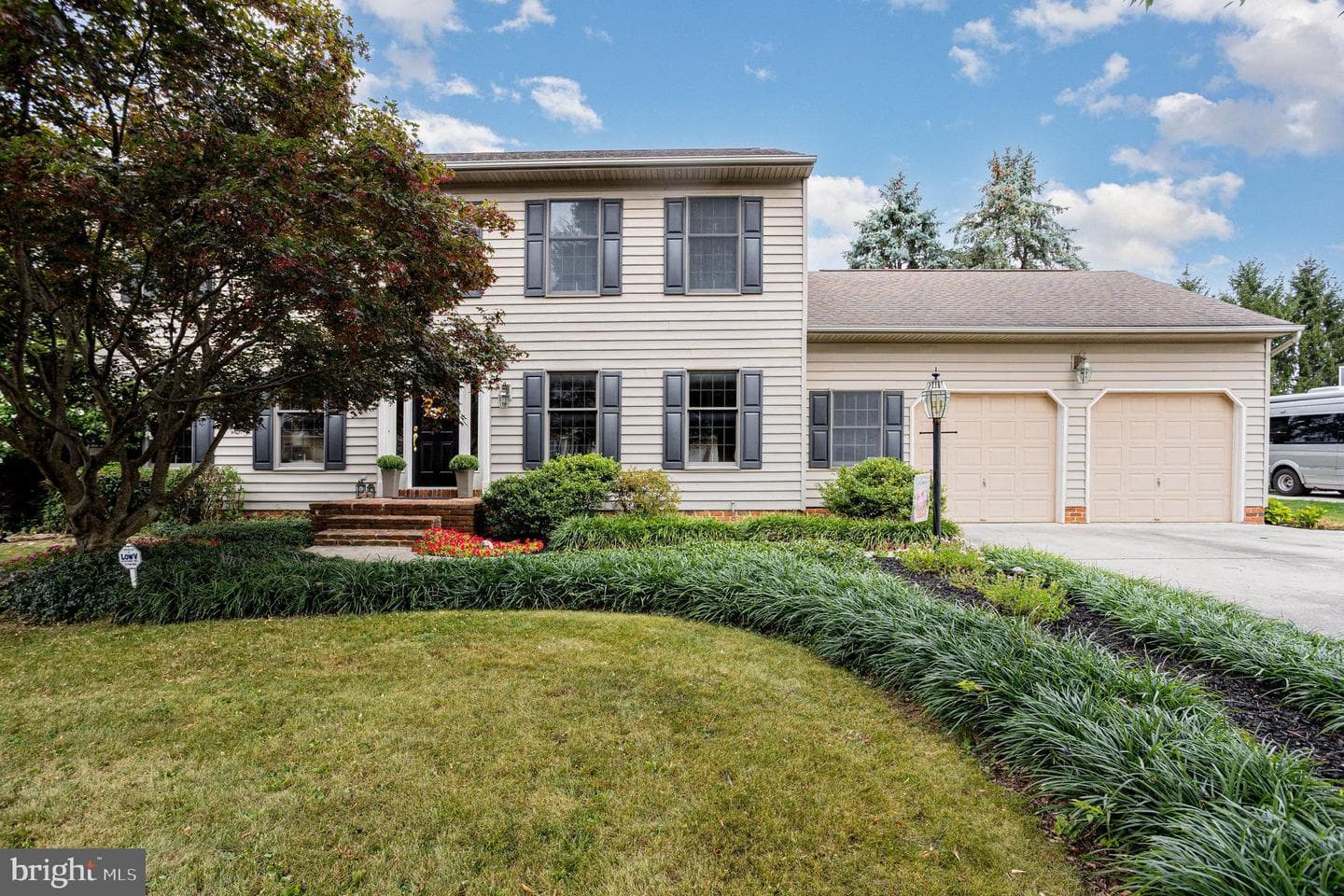 824 Landau Court photo 2