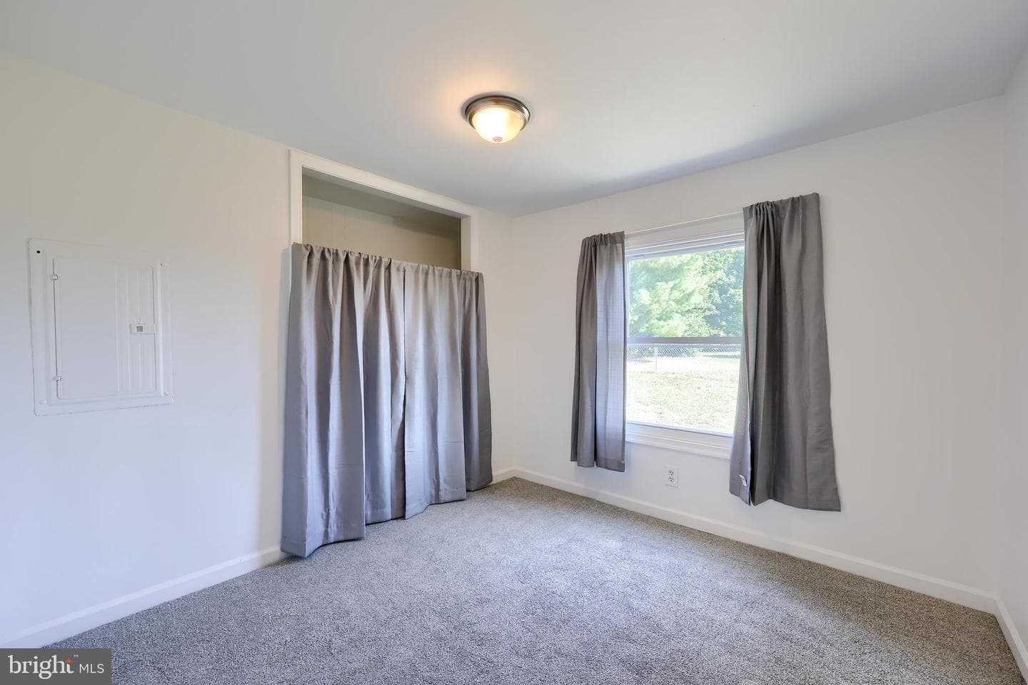 4391 Schoolhouse Road photo 22