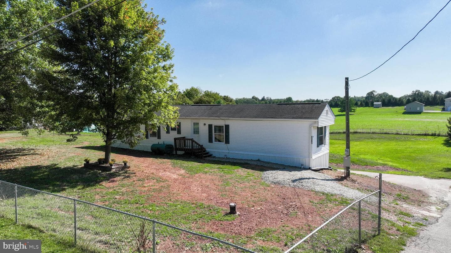4391 Schoolhouse Road photo 34
