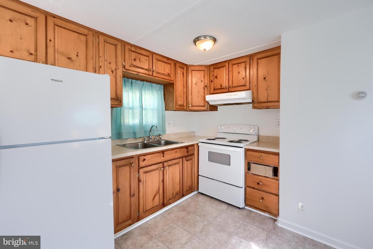 4391 Schoolhouse Road photo 5