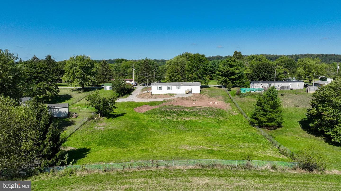 4391 Schoolhouse Road photo 52