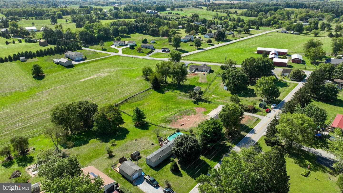 4391 Schoolhouse Road photo 58