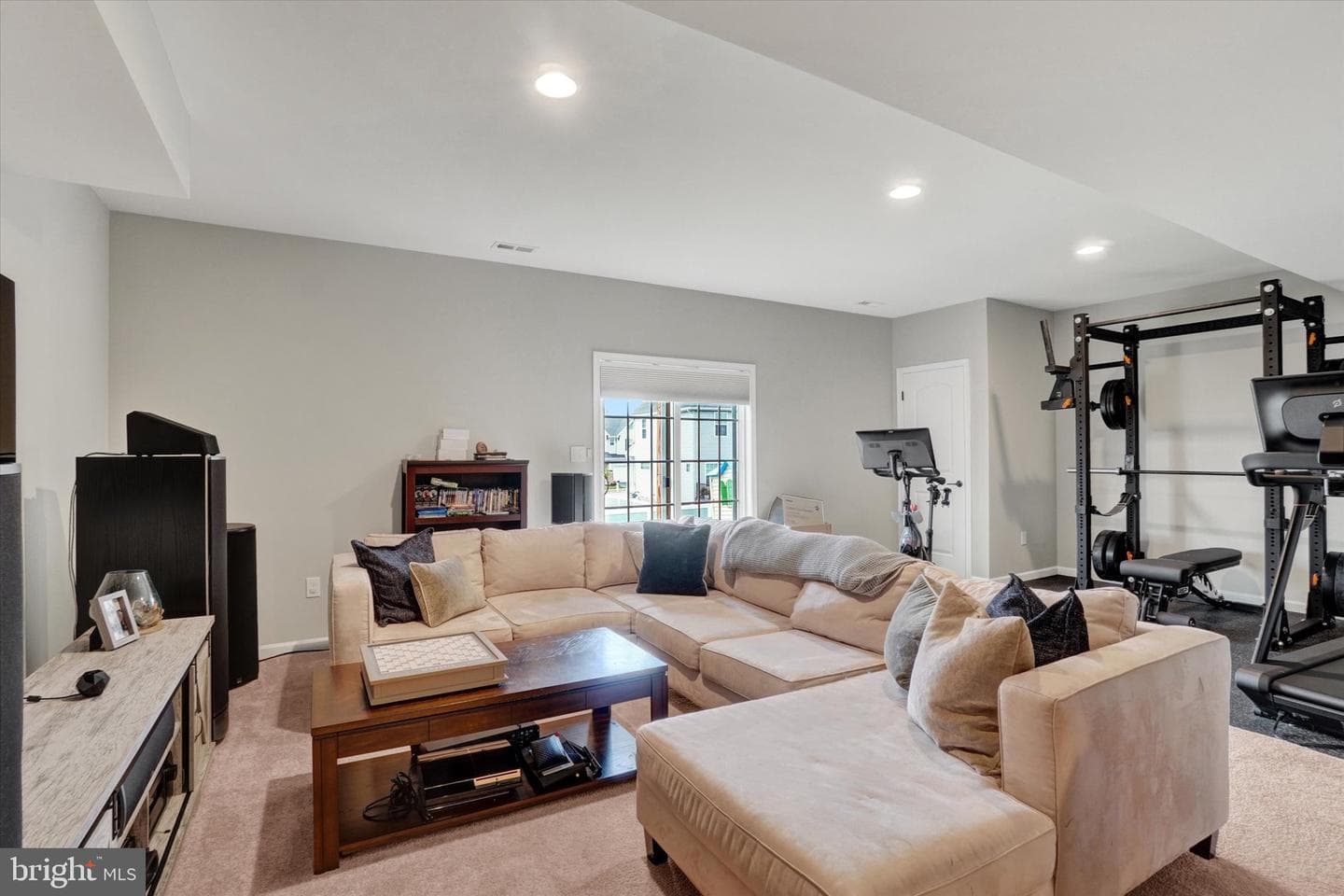 705 Seaton Drive photo 29