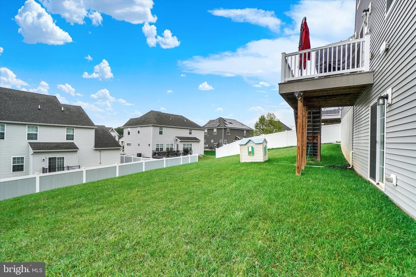 705 Seaton Drive photo 36