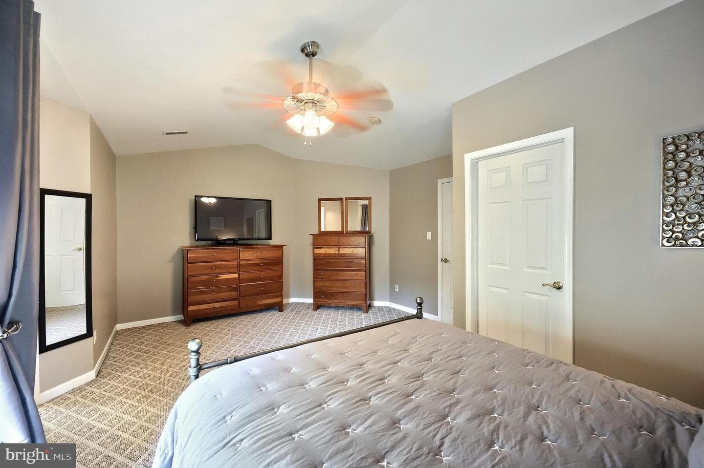 120 Bruaw Drive photo 31