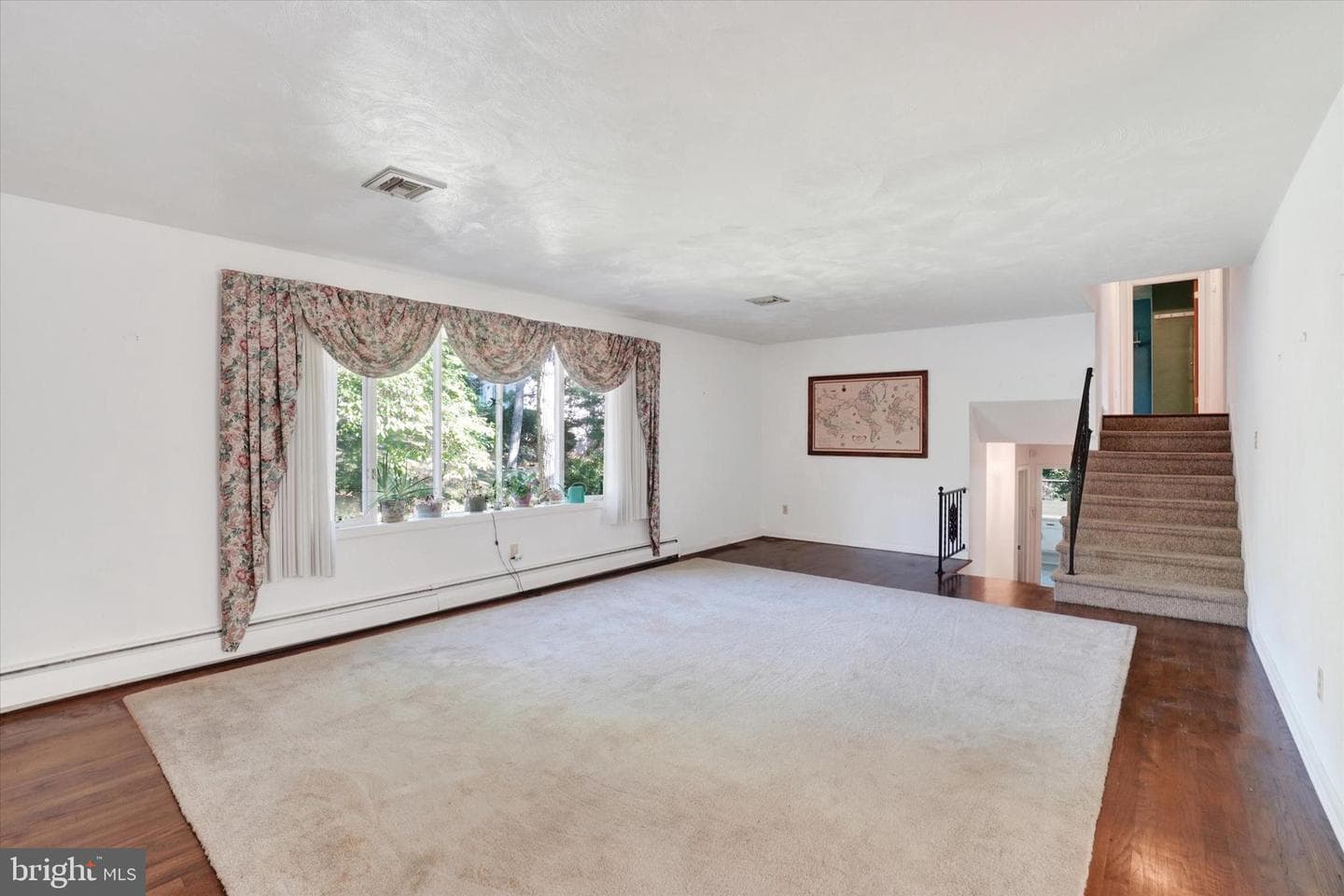 300 Holyoke Drive photo 3