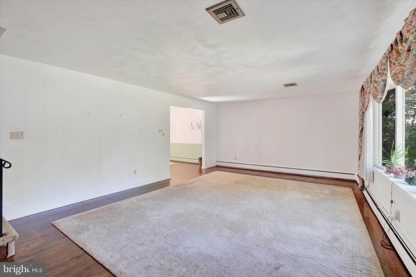300 Holyoke Drive photo 4