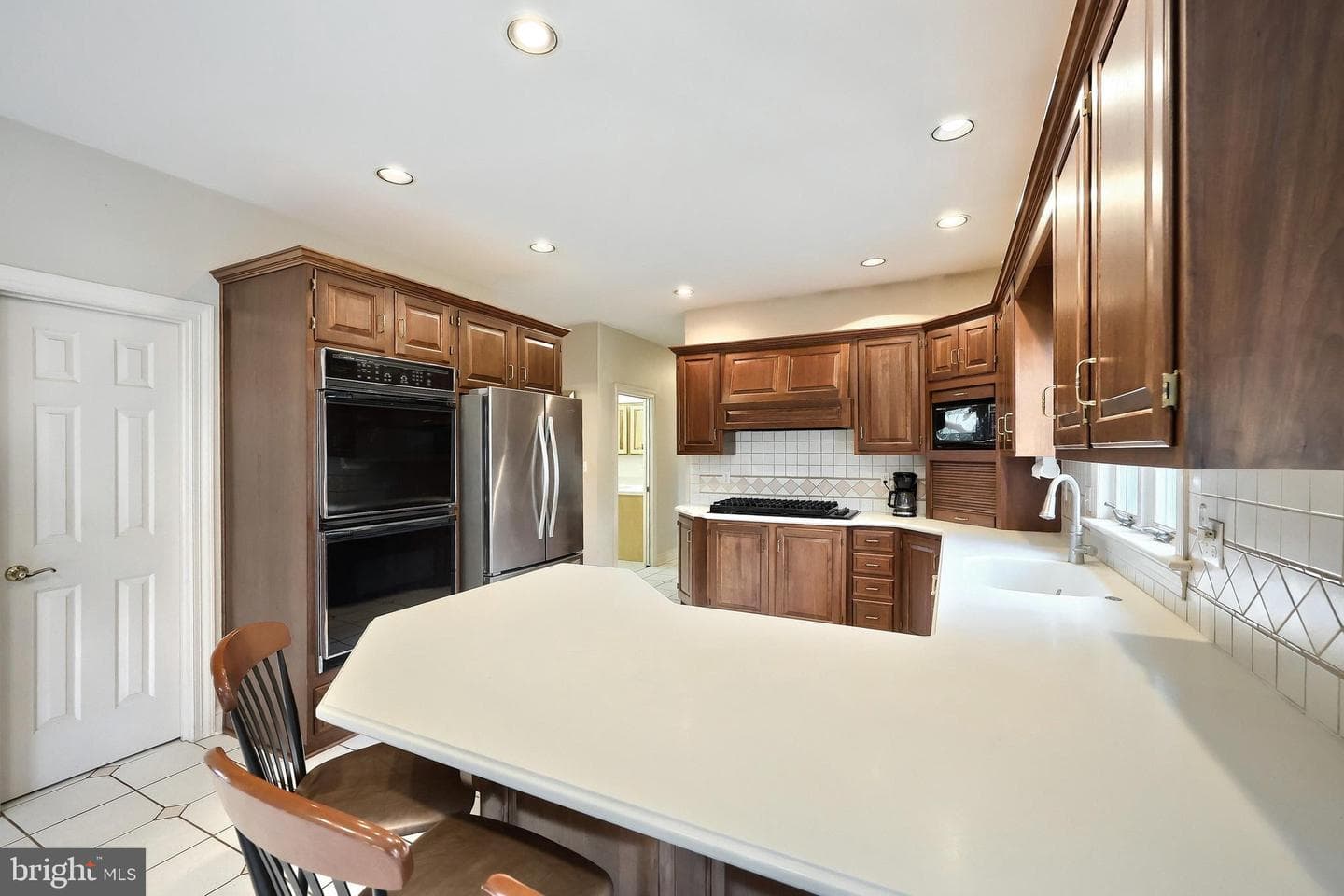 1425 Brittany Drive photo 27