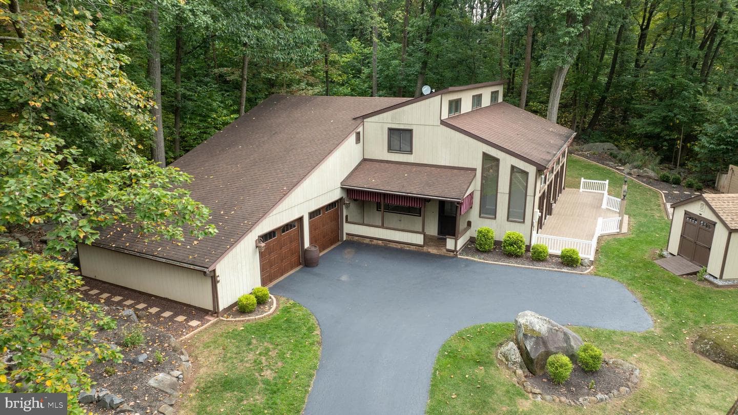 55 Deardorff Drive photo 5