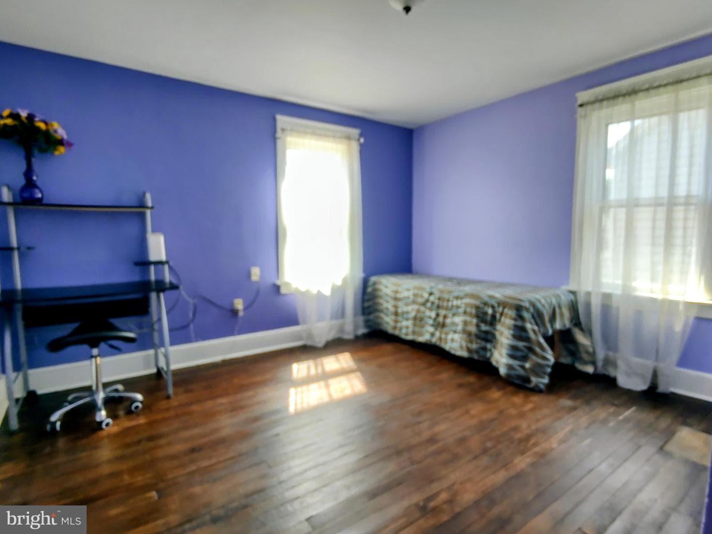 216 Charles Avenue photo 13