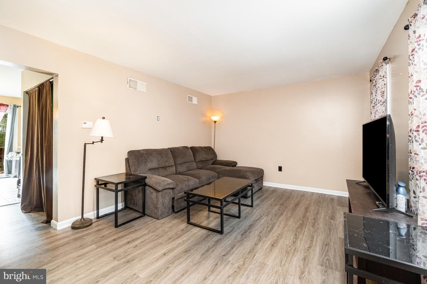 2625 Woodmont Drive photo 5