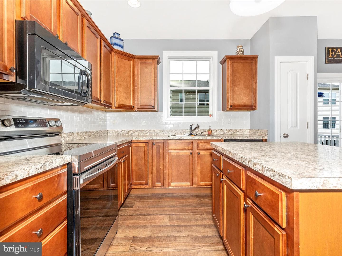28 Brookside Avenue photo 32