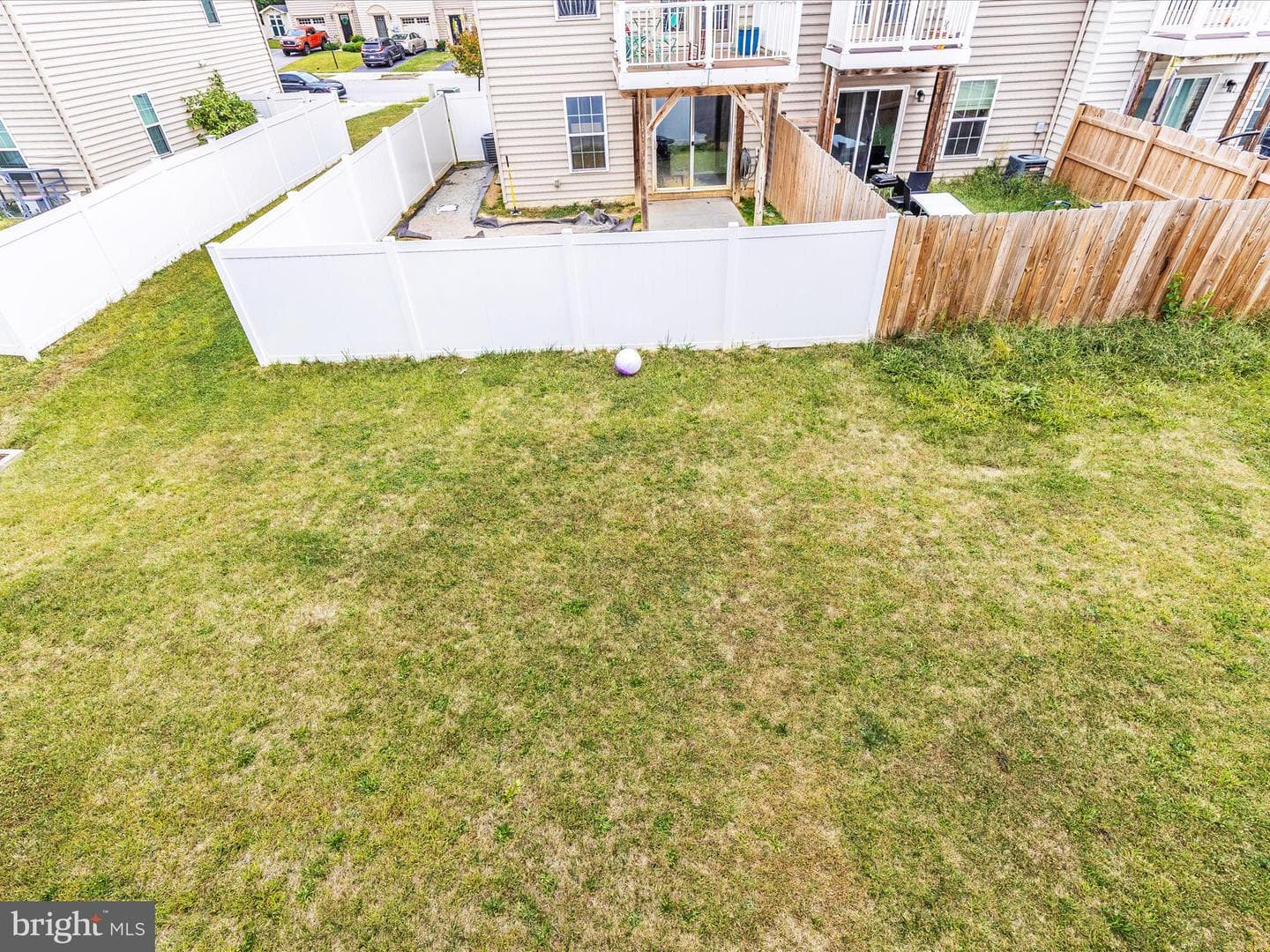 28 Brookside Avenue photo 42