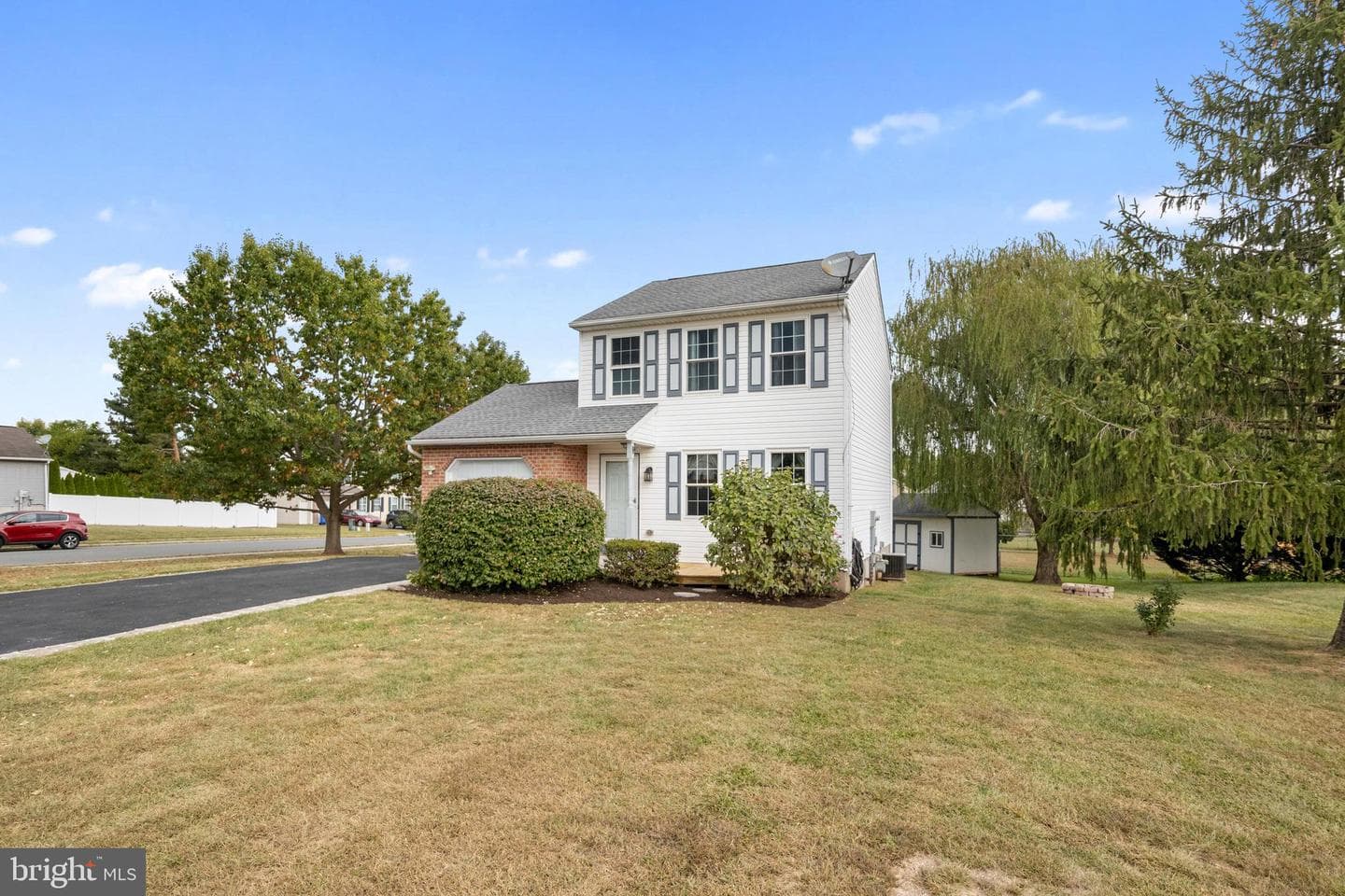 4013 Somerset Road photo 2