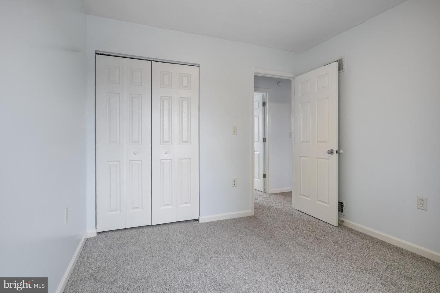 4013 Somerset Road photo 21