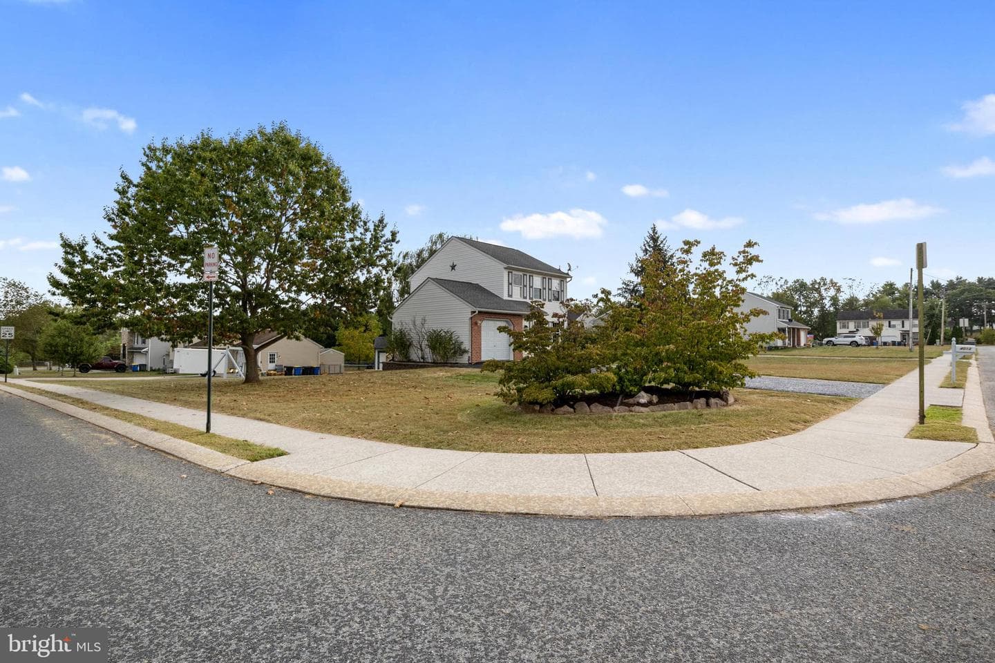 4013 Somerset Road photo 34