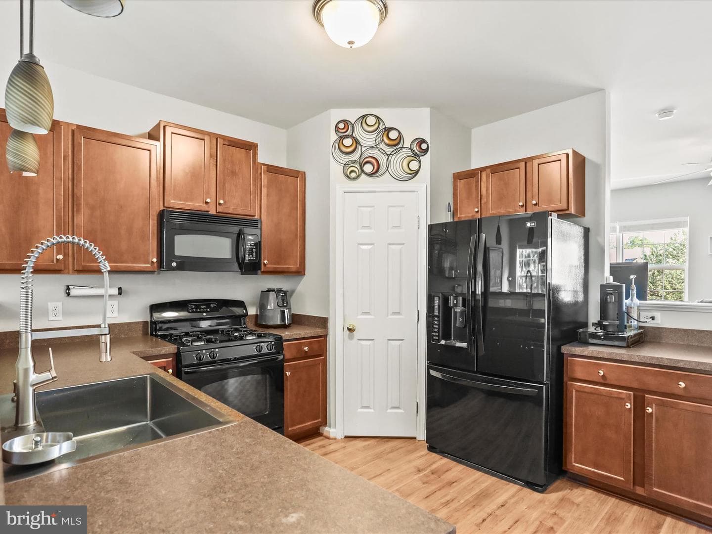 2458 Schultz Way #30 photo 2