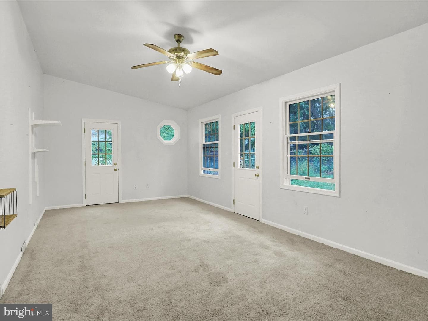 317 Hillcrest Drive photo 18