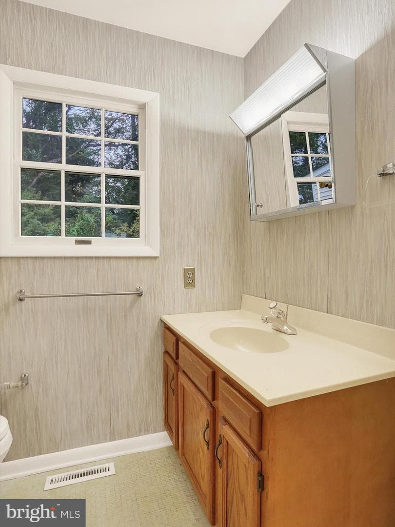 317 Hillcrest Drive photo 25