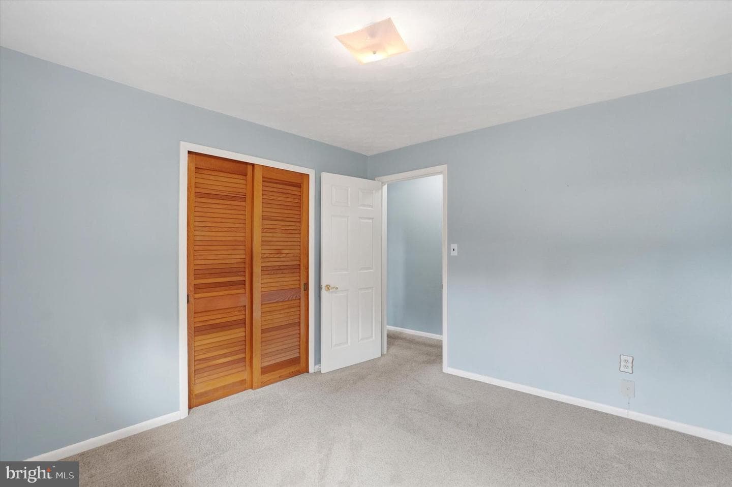 2154 Derry Road photo 12