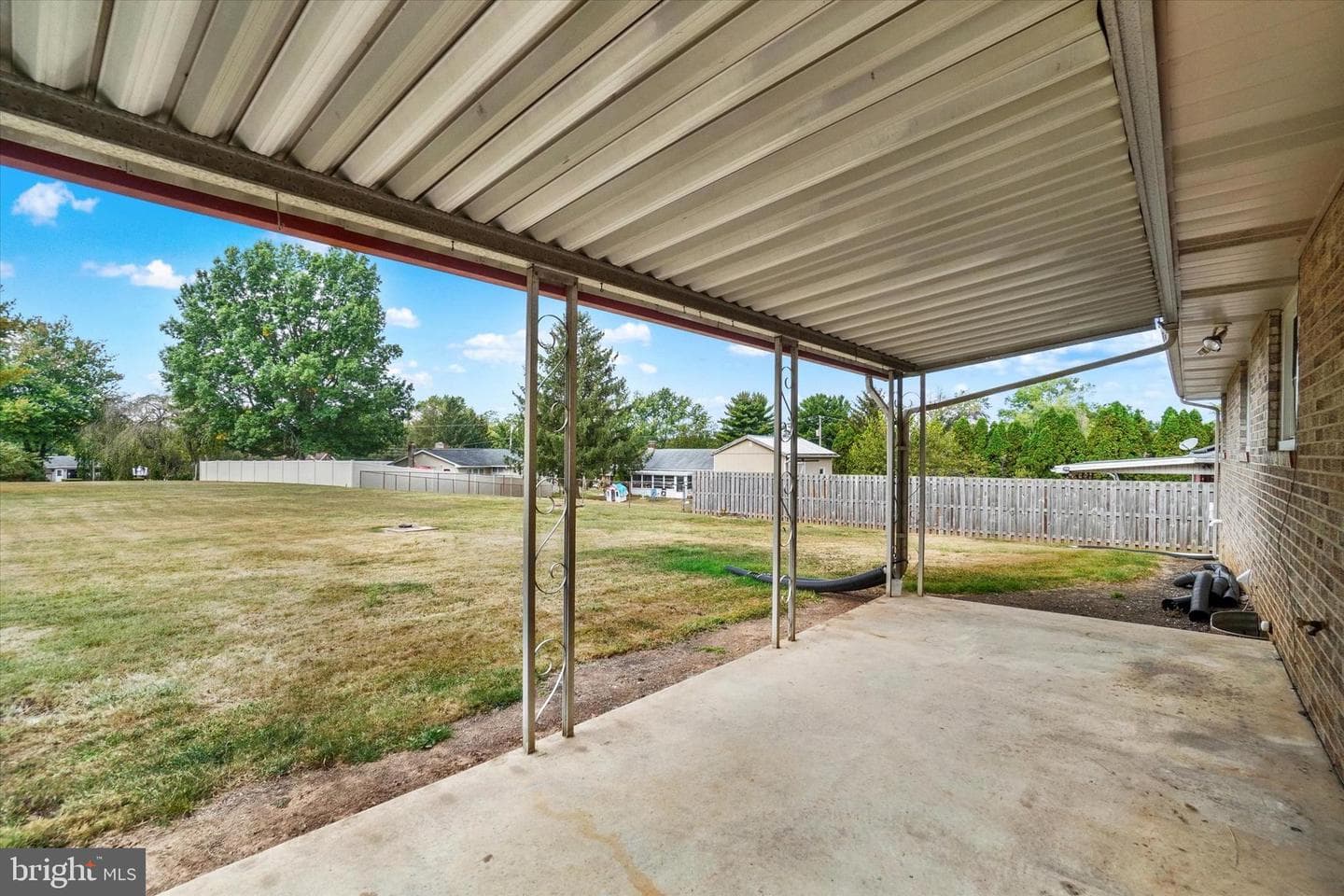 2154 Derry Road photo 23