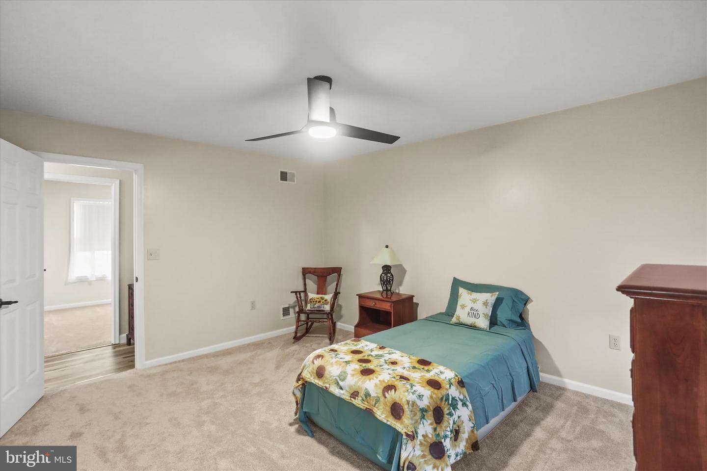 8 Magnolia Lane photo 21
